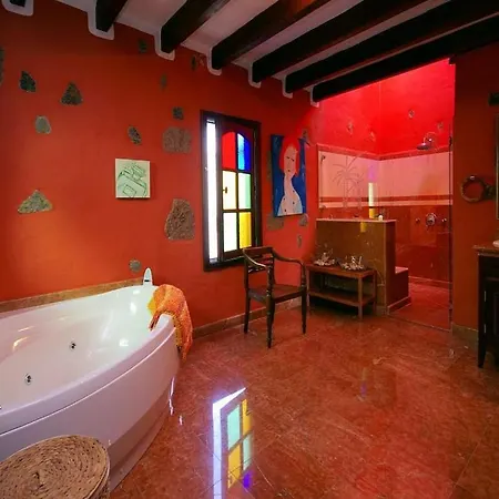 Villa Sleeps 6 Pool Wifi Haria
