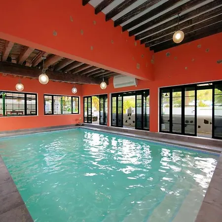 Sleeps 6 Pool Wifi